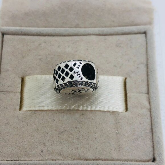 🧜🏾‍♀️🎀Pandora New Orleans Exclusive Dangle Charm Pendant S925 - Picture 3 of 4